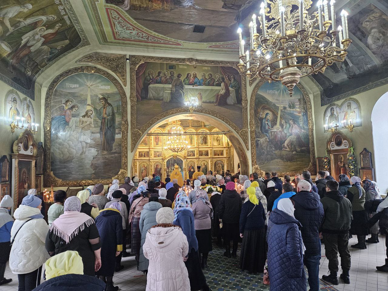 Престольный праздник в Никольском соборе.