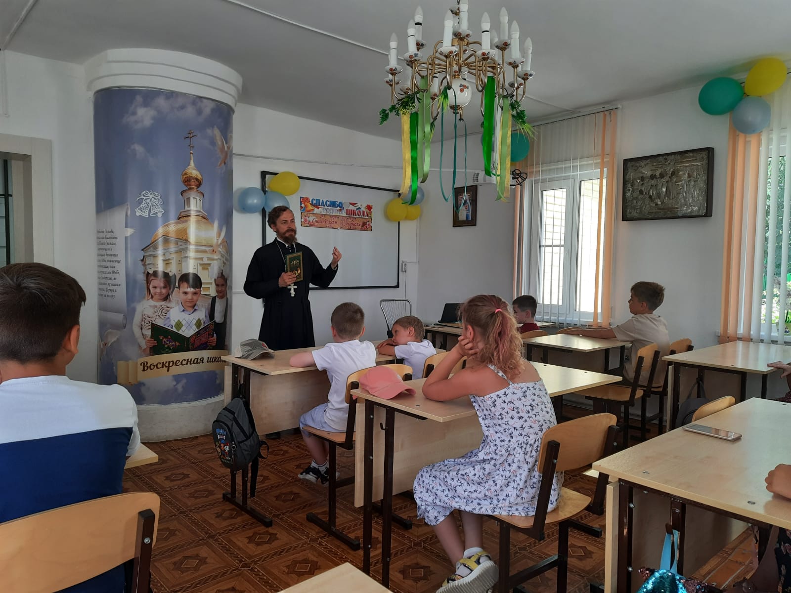 ЛЕТНИЙ ПРАВОСЛАВНЫЙ ЛАГЕРЬ В НИКОЛЬСКОМ СОБОРЕ