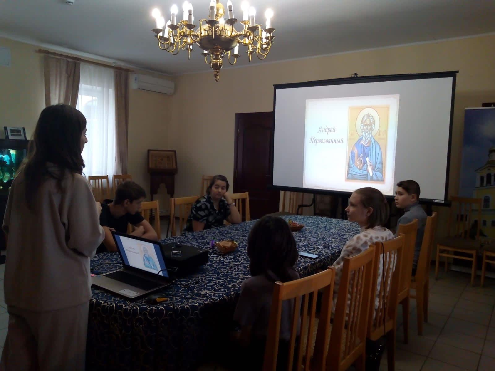 Об Андрее Первозванном говорили на встрече молодежного православного центра «Преображение».