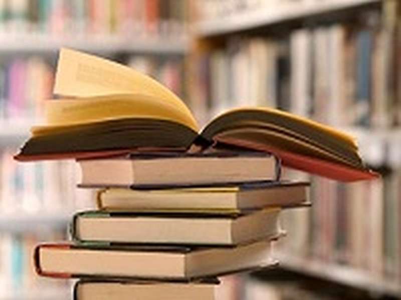 Ко Дню православной книги в Никольском кафедральном соборе собирают литературу для воинских частей