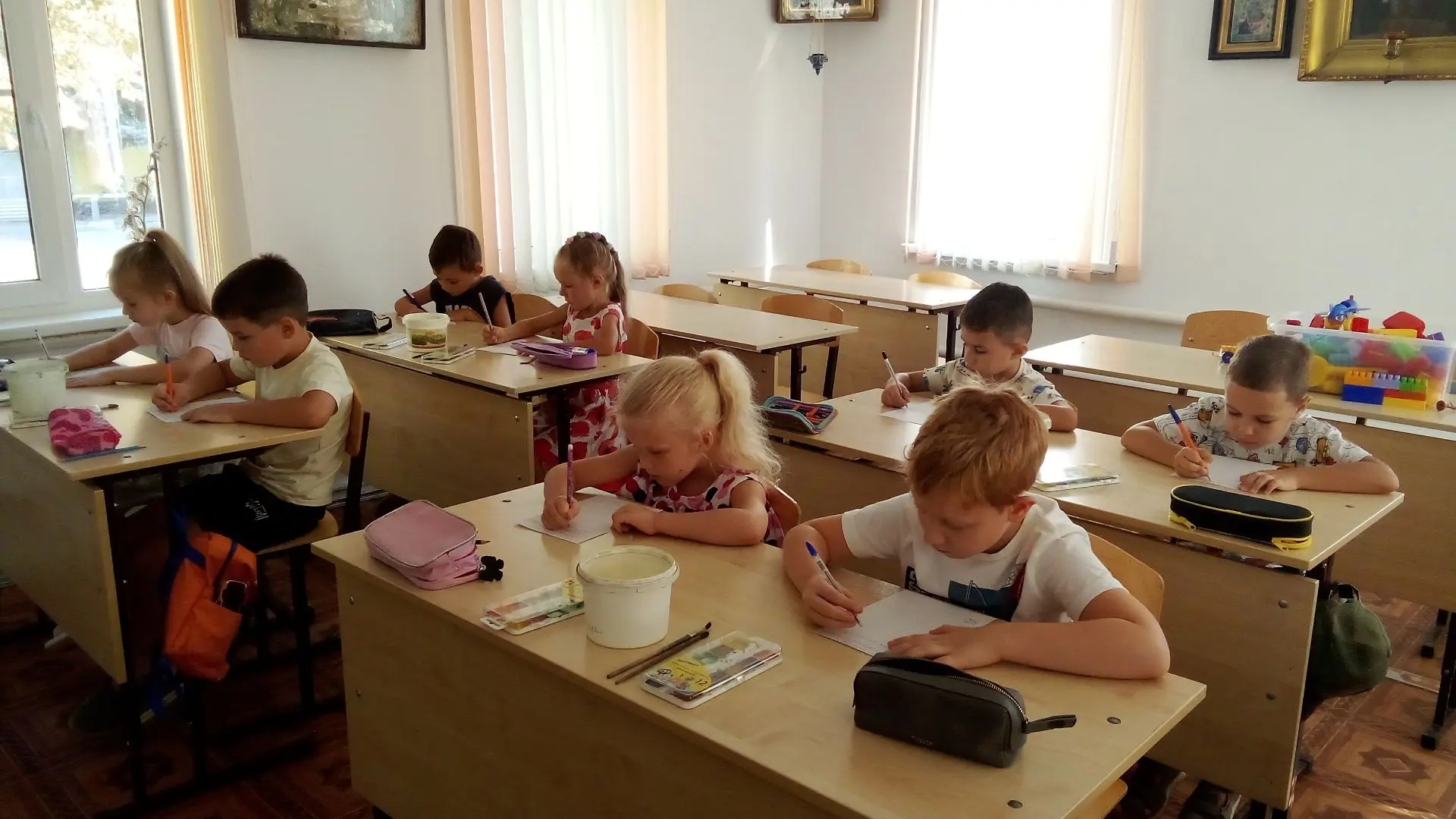 Последнее летнее занятие для дошколят прошло в Никольском соборе