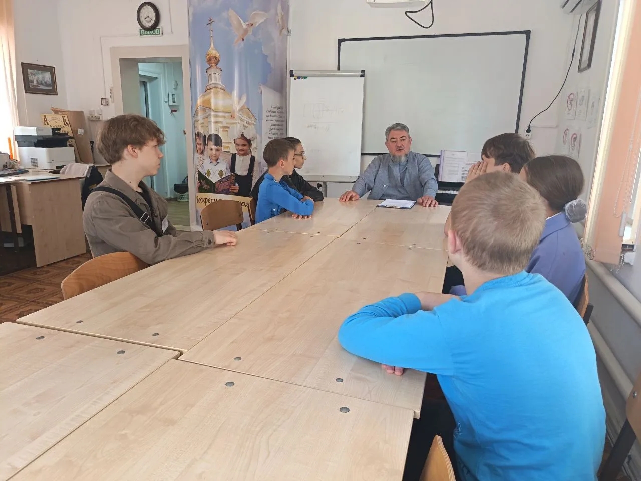 В летнем православном лагере при Никольском кафедральном соборе прошел второй день.