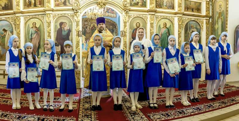 Участницы Большого Покровского хорового собора получили дипломы