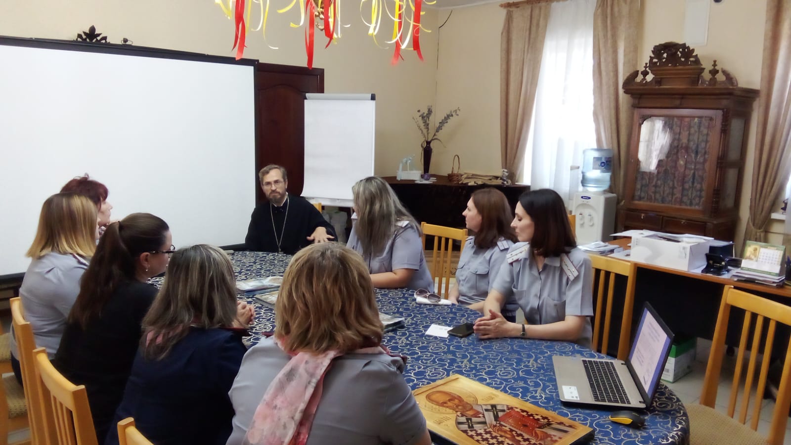 В Никольском соборе прошла встреча с сотрудниками воспитательной, социальной и психологической служб УФСИН г. Камышина