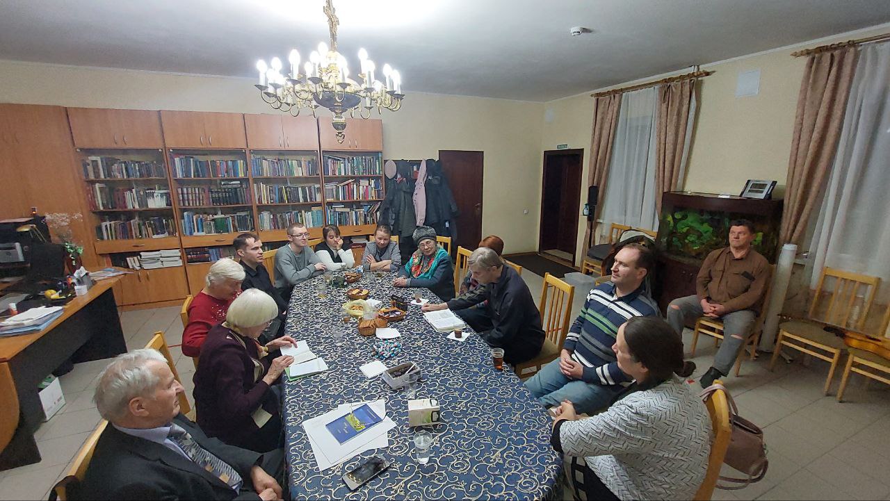 Поэтический вечер клуба "Вера, Надежда, Любовь"